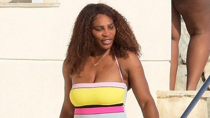 Serena Williams flaunts curves in swimsuit on holiday pic